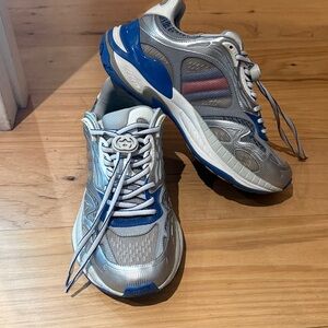 GUCCI 2.0 sneakers grey & blue size 39.5